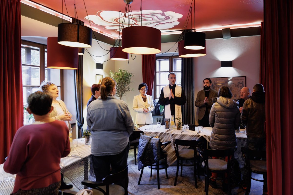 C891C208CB1CFBD7D22B8C29B281A58C.